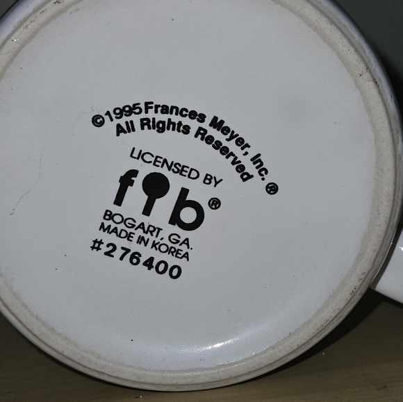 Free bundle item- Bone china elephant & mug - Picture 5 of 10